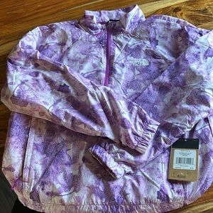 Women’s North Face quarter zip pull over